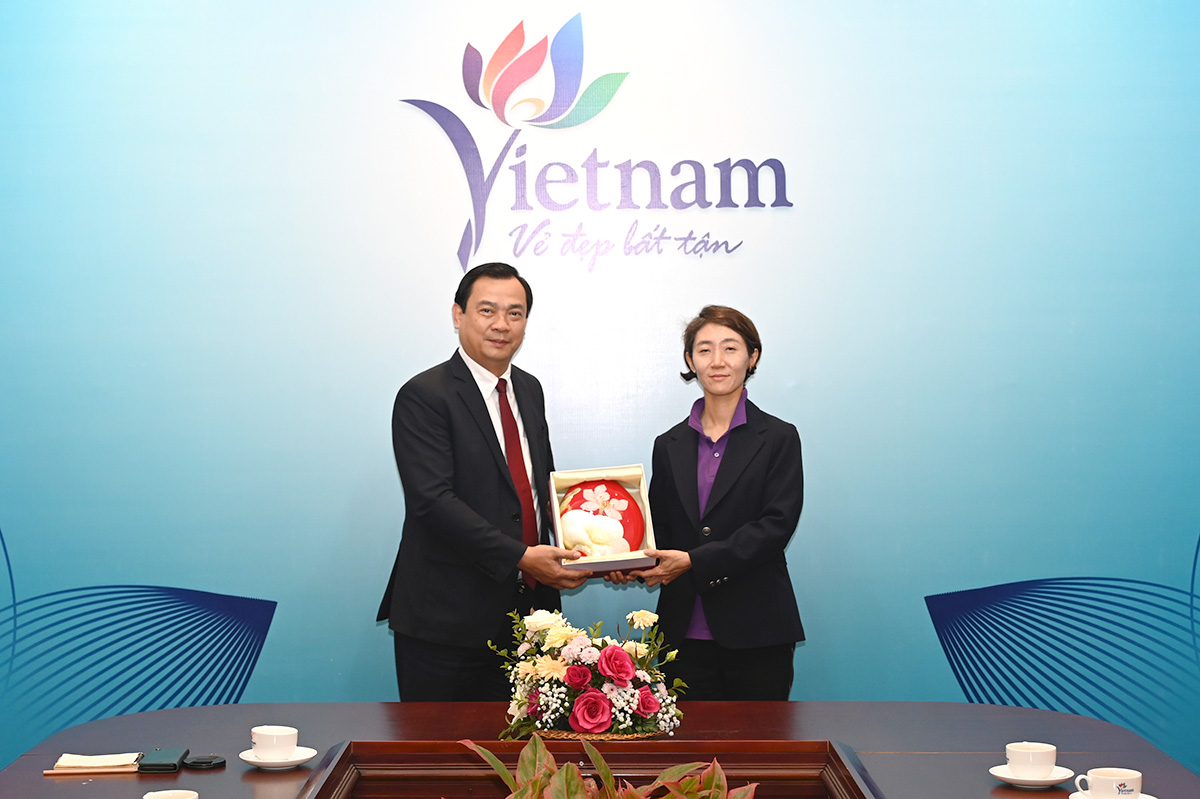 Hanatour sẽ nỗ lực góp phần đưa 6 triệu khách Hàn Quốc tới Việt Nam năm 2024 - Ảnh 2.