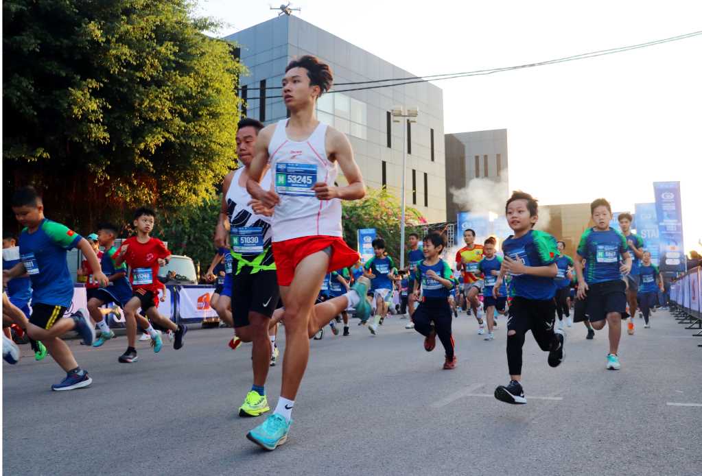 Quảng Ninh: Quảng bá du lịch qua các giải Marathon - Ảnh 1.