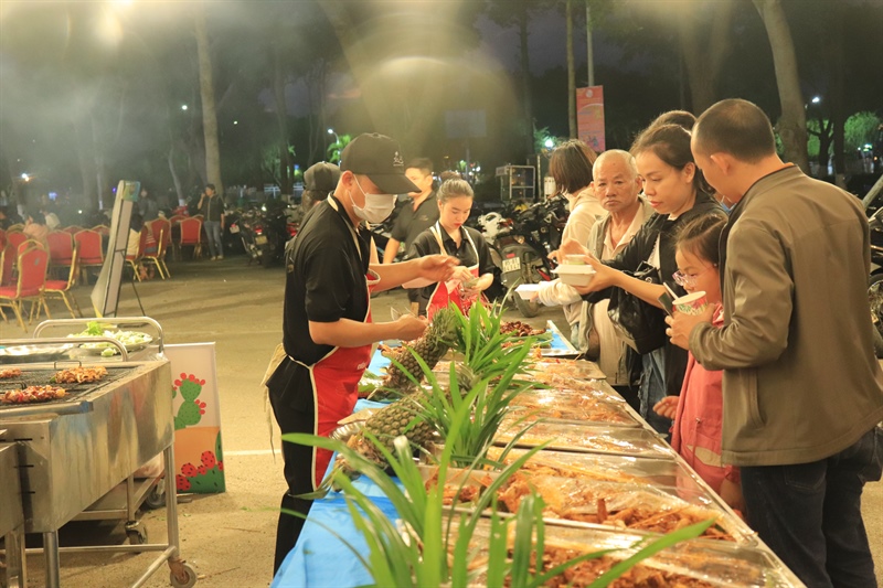 Ninh Thuận: Khai mạc Lễ hội Ẩm thực chào đón năm mới 2024 - Ảnh 5.