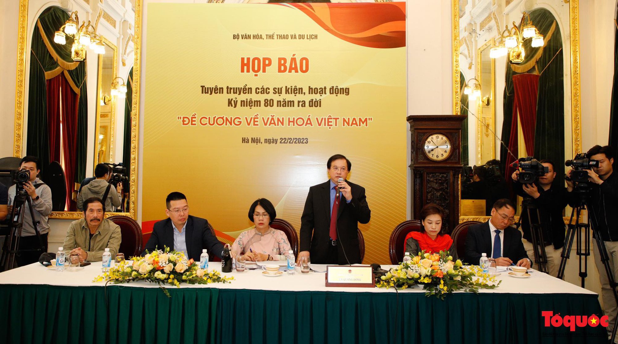 Thứ trưởng Tạ Quang Đông: Chuẩn bị nội dung của Hội thảo quốc gia về Đề cương về văn hóa Việt Nam bám sát những vấn đề vừa có tính lý luận vừa có tính thực tiễn - Ảnh 4.