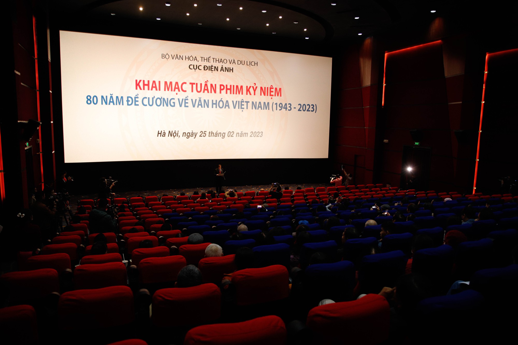 Khai mạc tuần phim kỷ niệm 80 năm Đề cương về văn hóa Việt Nam - Ảnh 1.