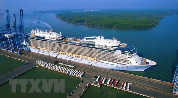 Tàu du lịch tốp 10 thế giới cập cảng ở Bà Rịa-Vũng Tàu - Ảnh 1.