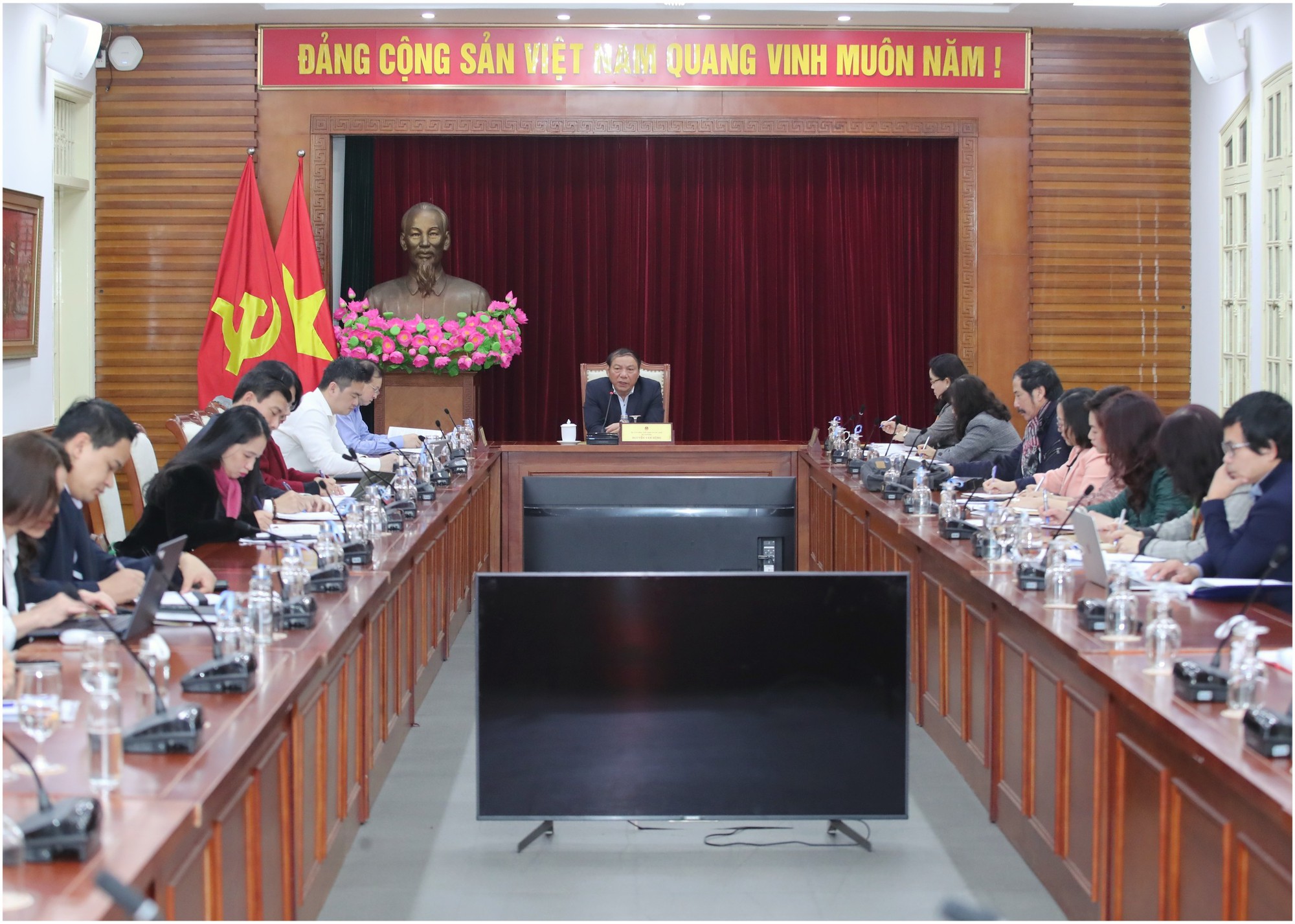 Chủ động, phát huy sức mạnh tổng hợp triển khai tốt các hoạt động kỷ niệm 80 năm Đề cương về Văn hóa Việt Nam - Ảnh 1.