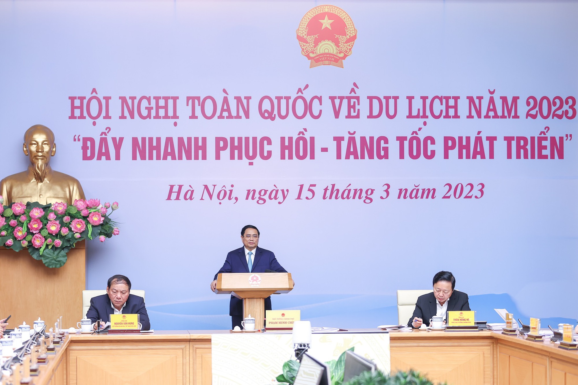 Bộ trưởng Nguyễn Văn Hùng: Định vị vị thế và thế mạnh du lịch Việt Nam trong thời kỳ mới  - Ảnh 1.