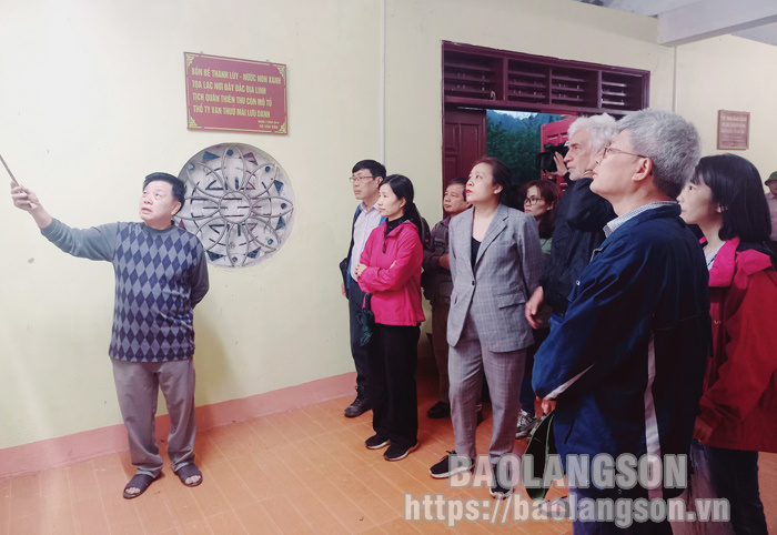 Lạng Sơn: Đoàn công tác chuyên gia tư vấn UNESCO khảo sát một số điểm du lịch tiềm năng trên địa bàn tỉnh - Ảnh 3.