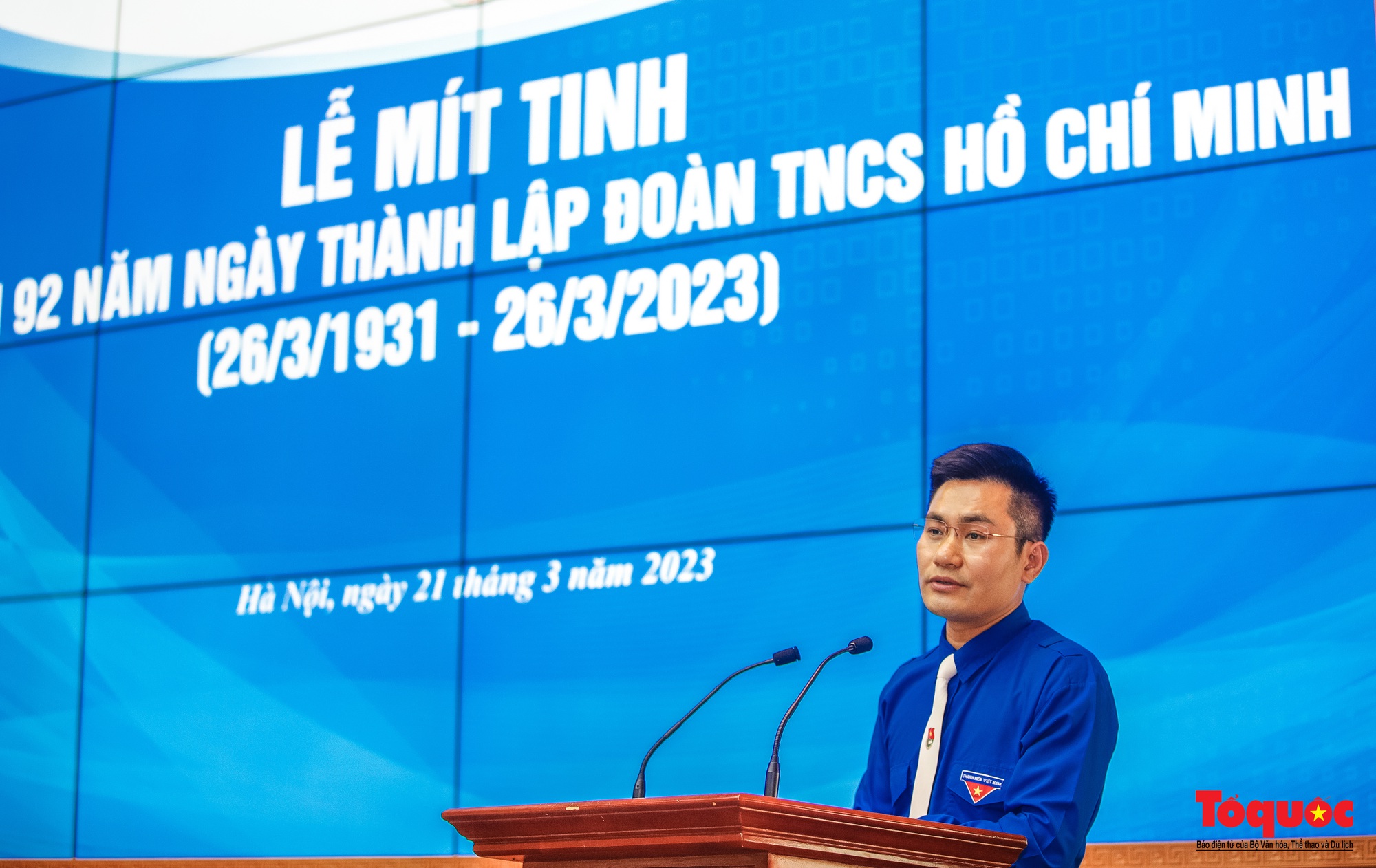 Chùm ảnh: Diễn đàn đối thoại giữa Bộ trưởng Bộ VHTTDL với thanh niên - Ảnh 4.