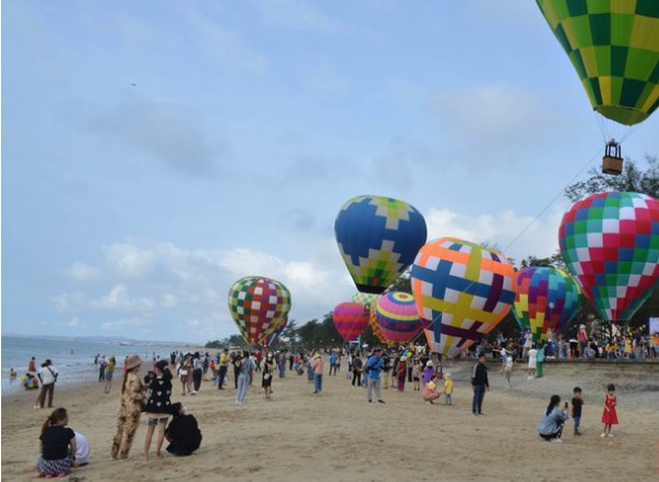 Ngày hội Khinh khí cầu tại thành phố Phan Thiết - Ảnh 2.
