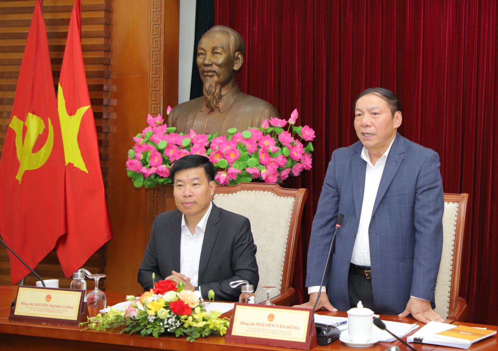 Bộ trưởng Nguyễn Văn Hùng: &quot;Công nhận di tích, di sản đã khó, bảo tồn, phát huy được nó còn khó hơn&quot; - Ảnh 4.