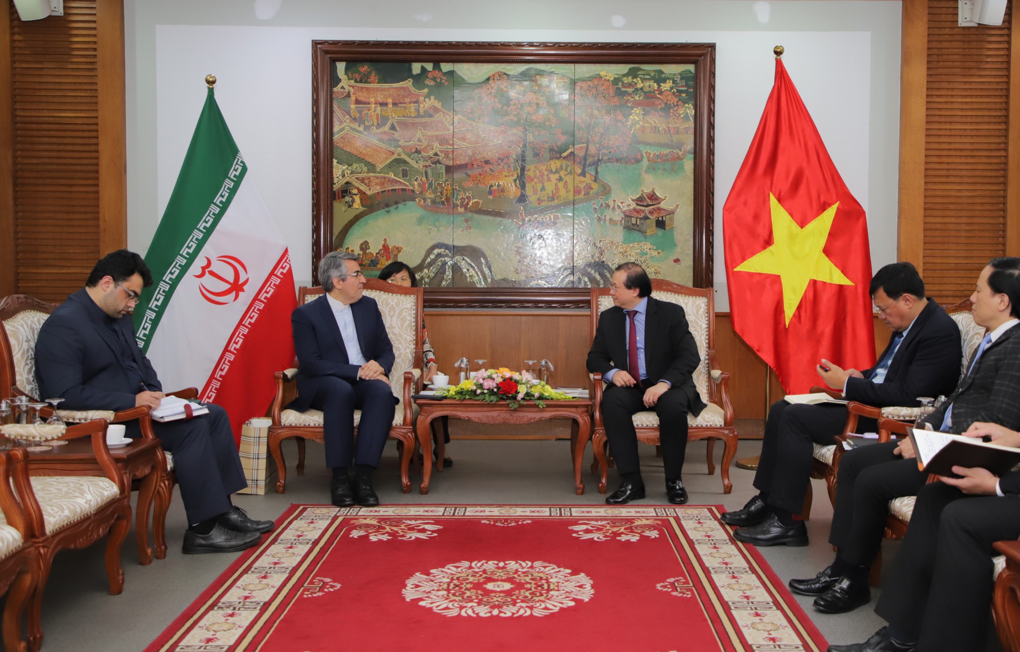 Thúc đẩy hợp tác VHTTDL giữa Việt Nam - Iran - Ảnh 2.