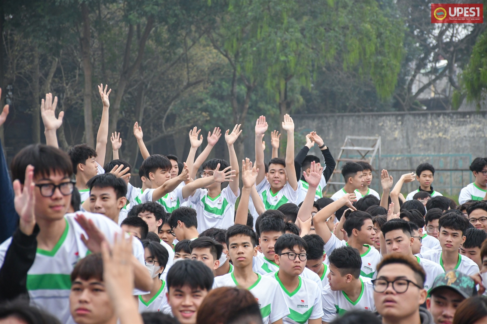 Gần 1500 người tham dự Chương trình chạy FUN RUN - Ảnh 3.
