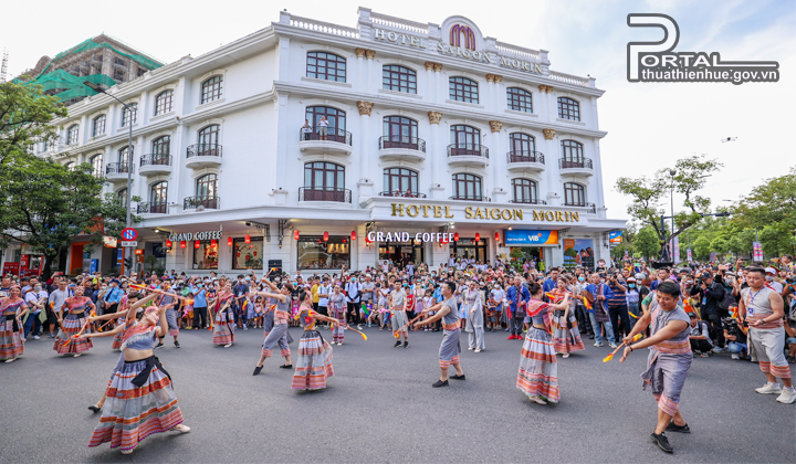 Thừa Thiên Huế: Thu hút du khách từ các chương trình lễ hội - Ảnh 2.
