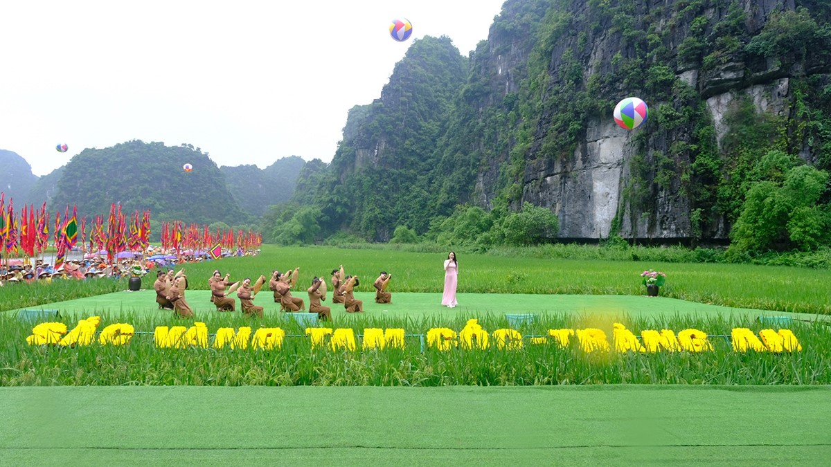 Đón chờ Tuần du lịch “Sắc vàng Tam Cốc - Tràng An” năm 2023 tại Ninh Bình - Ảnh 1.