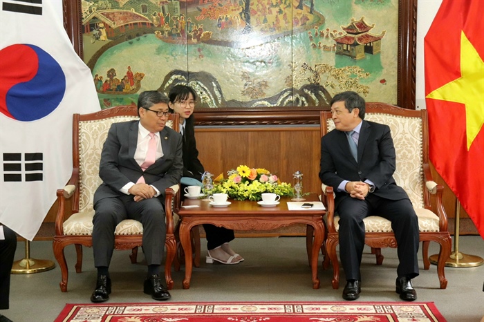 Làm sâu sắc hơn nữa mối quan hệ giữa Việt Nam - Hàn Quốc trong lĩnh vực VHTTDL - Ảnh 2.