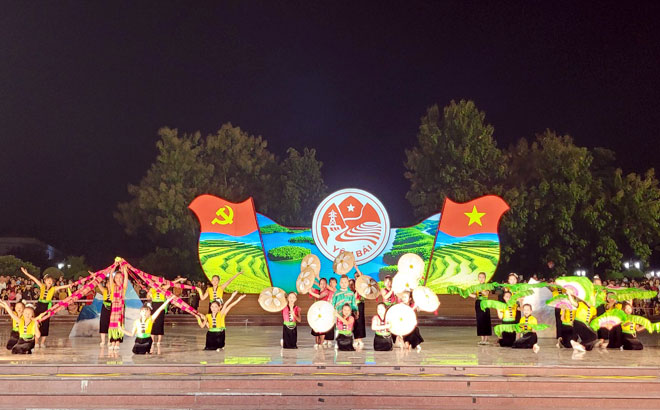 Yên Bái tổ chức các hoạt động kỷ niệm và thu hút khách du lịch dịp 30/4 và 01/5/2023 - Ảnh 1.