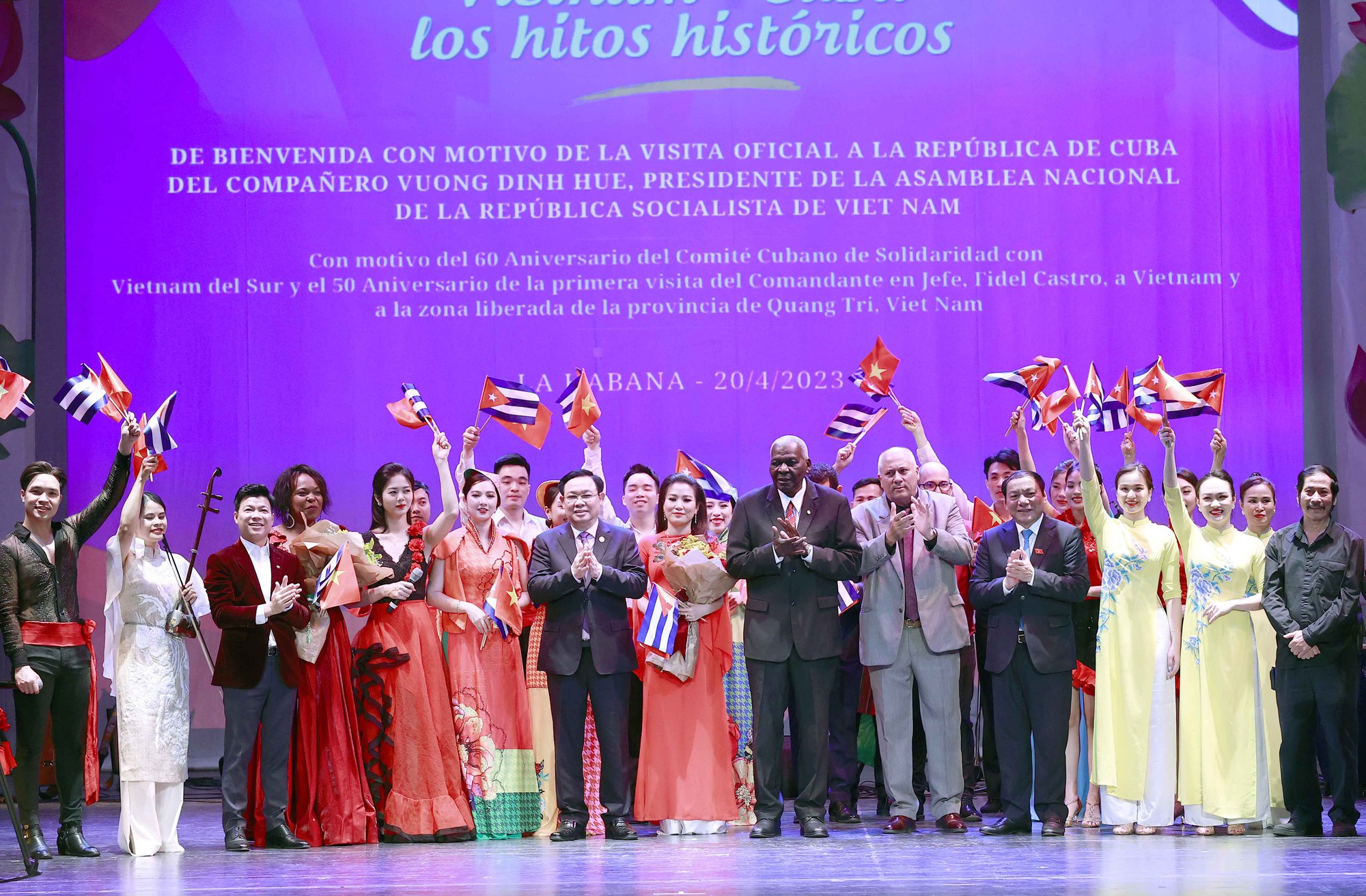 Bộ trưởng Nguyễn Văn Hùng: Việt Nam và Cuba đều giữ được nét đẹp và giá trị của truyền thống và lịch sử dân tộc - Ảnh 8.