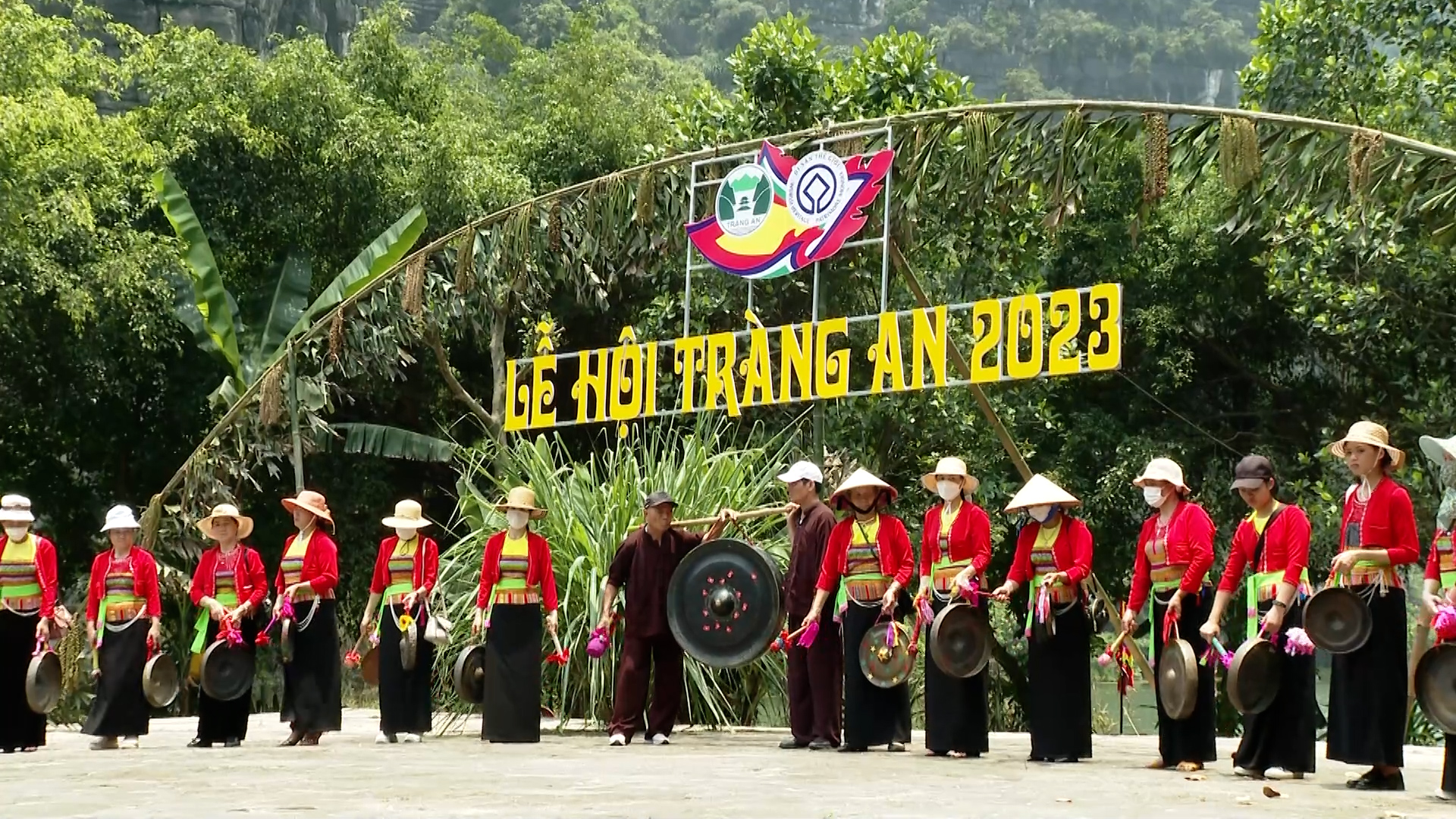 Ninh Bình phát huy giá trị văn hóa để quảng bá du lịch - Ảnh 2.