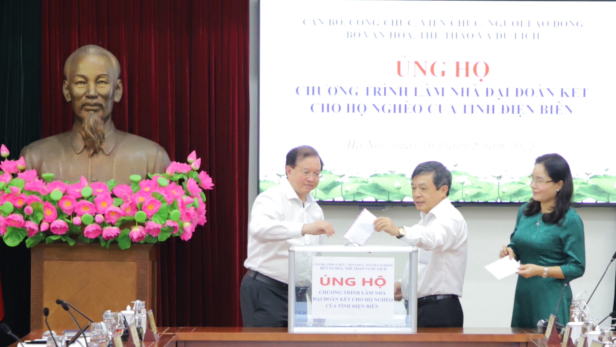 Bộ VHTTDL ủng hộ Chương trình xây nhà đại đoàn kết cho hộ nghèo của tỉnh Điện Biên - Ảnh 4.