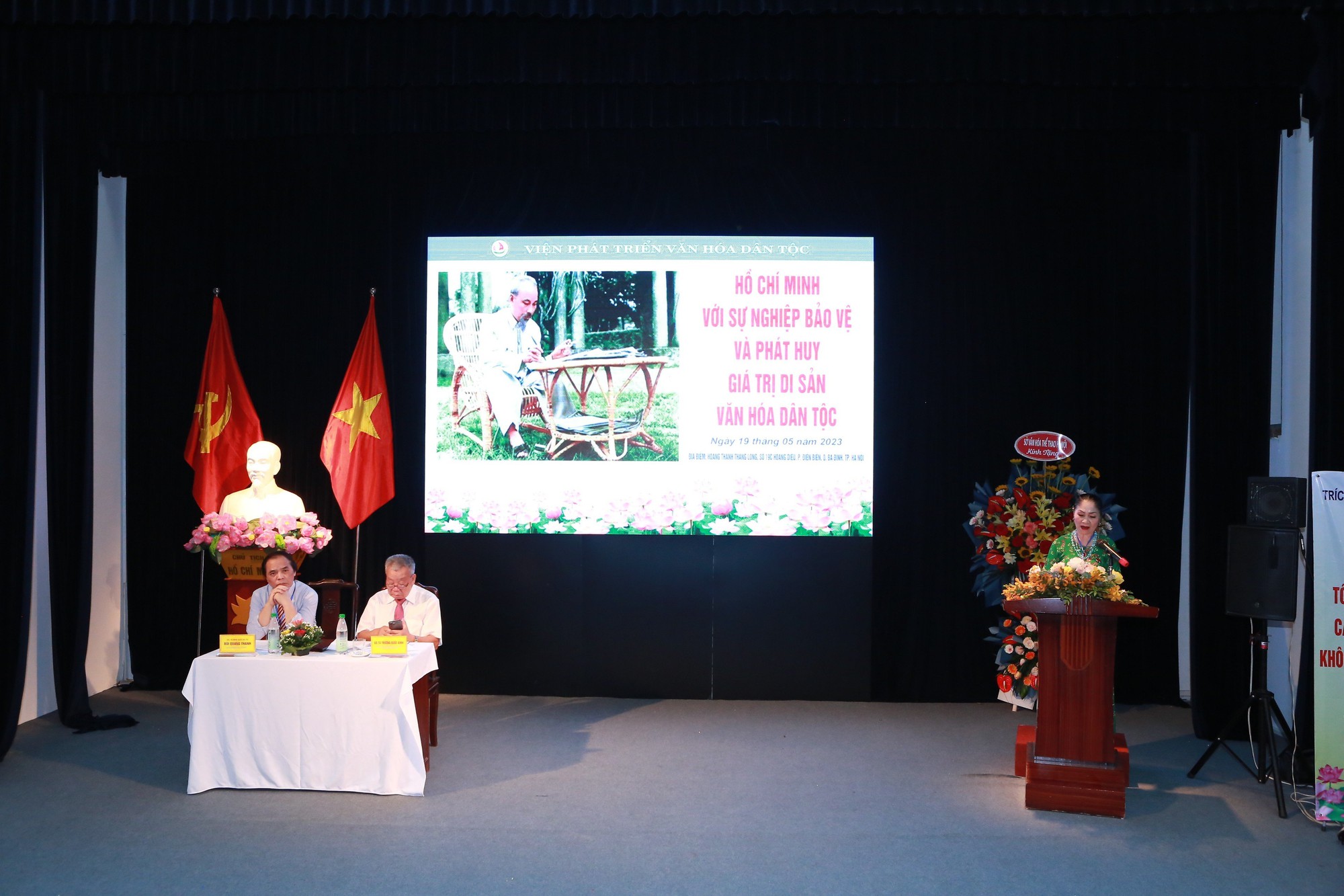 Diễn đàn văn hóa &quot;Hồ Chí Minh với sự nghiệp bảo vệ và phát huy giá trị di sản văn hóa dân tộc&quot; - Ảnh 1.