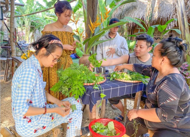 Kon Tum: Đẩy mạnh khai thác phát triển &quot;du lịch văn hóa&quot; - Ảnh 1.