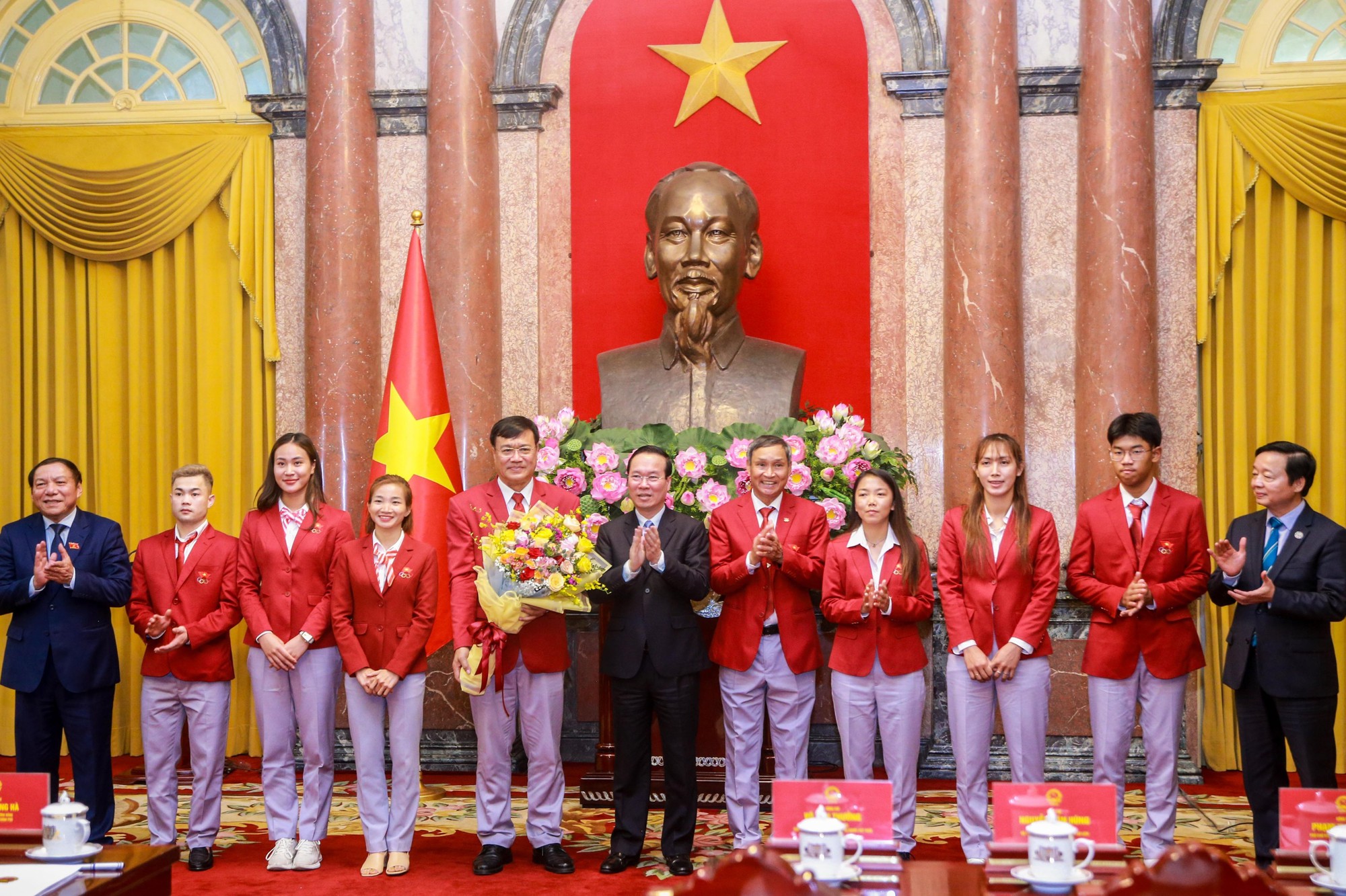 Chủ tịch nước biểu dương Đoàn thể thao Việt Nam sau SEA Games 32 - Ảnh 3.