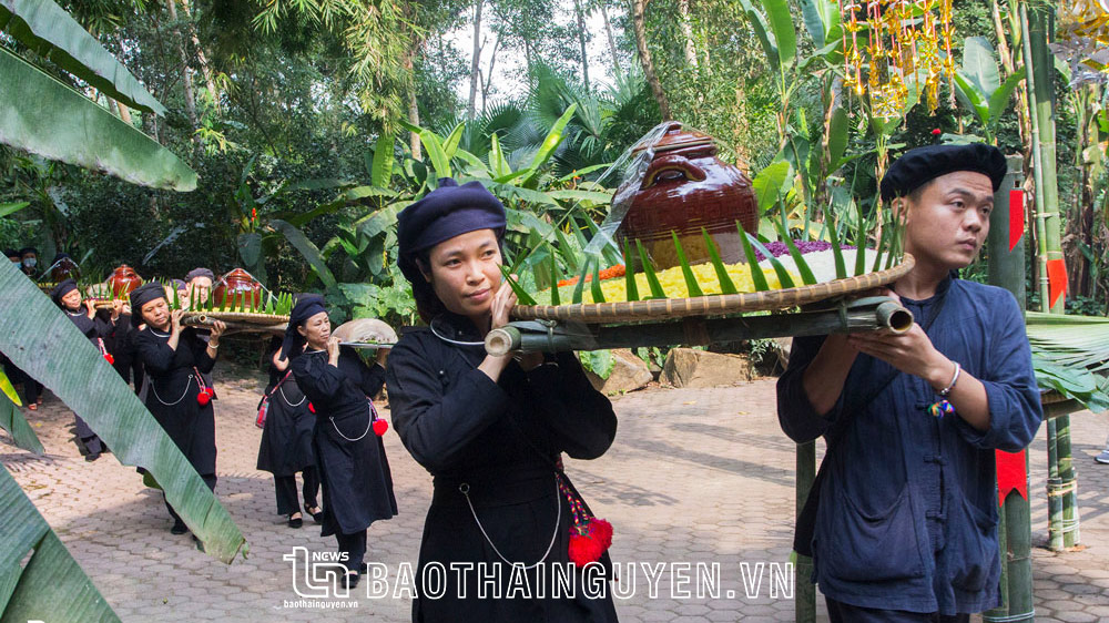 Thái Nguyên phát triển sản phẩm du lịch văn hóa - Ảnh 1.