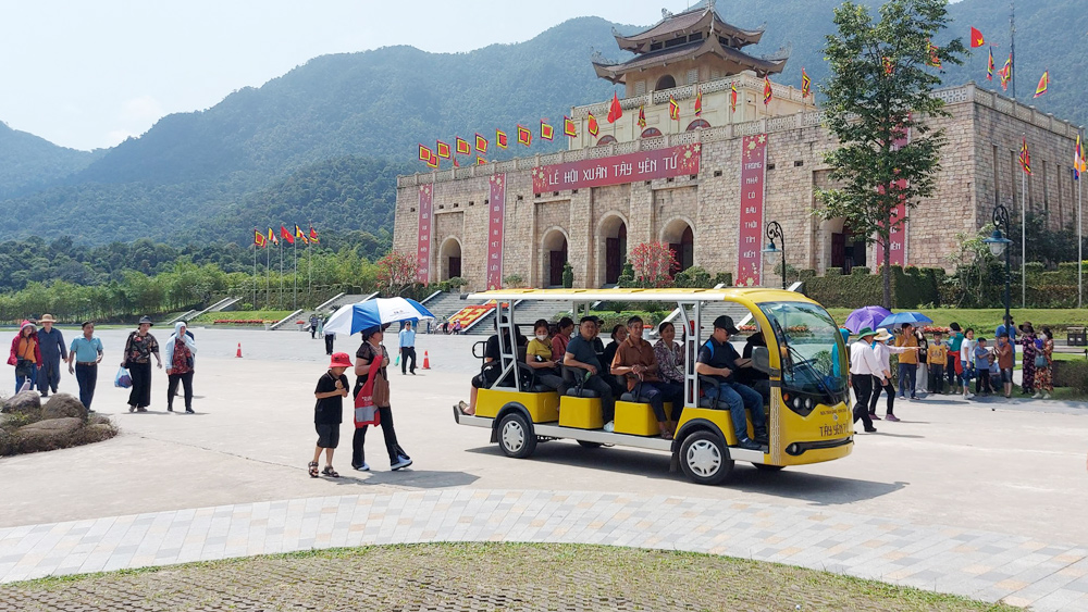 Cần giải pháp thúc đẩy dịch vụ du lịch ở Bắc Giang - Ảnh 2.