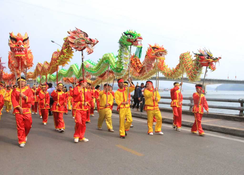 Quảng Ninh: Đáp ứng nhu cầu thụ hưởng văn hóa của nhân dân - Ảnh 2.