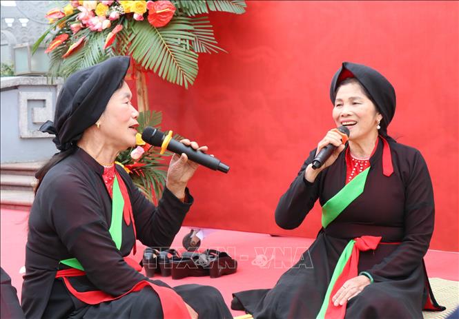 Bắc Ninh đưa nghệ thuật truyền thống vào các điểm du lịch - Ảnh 1.