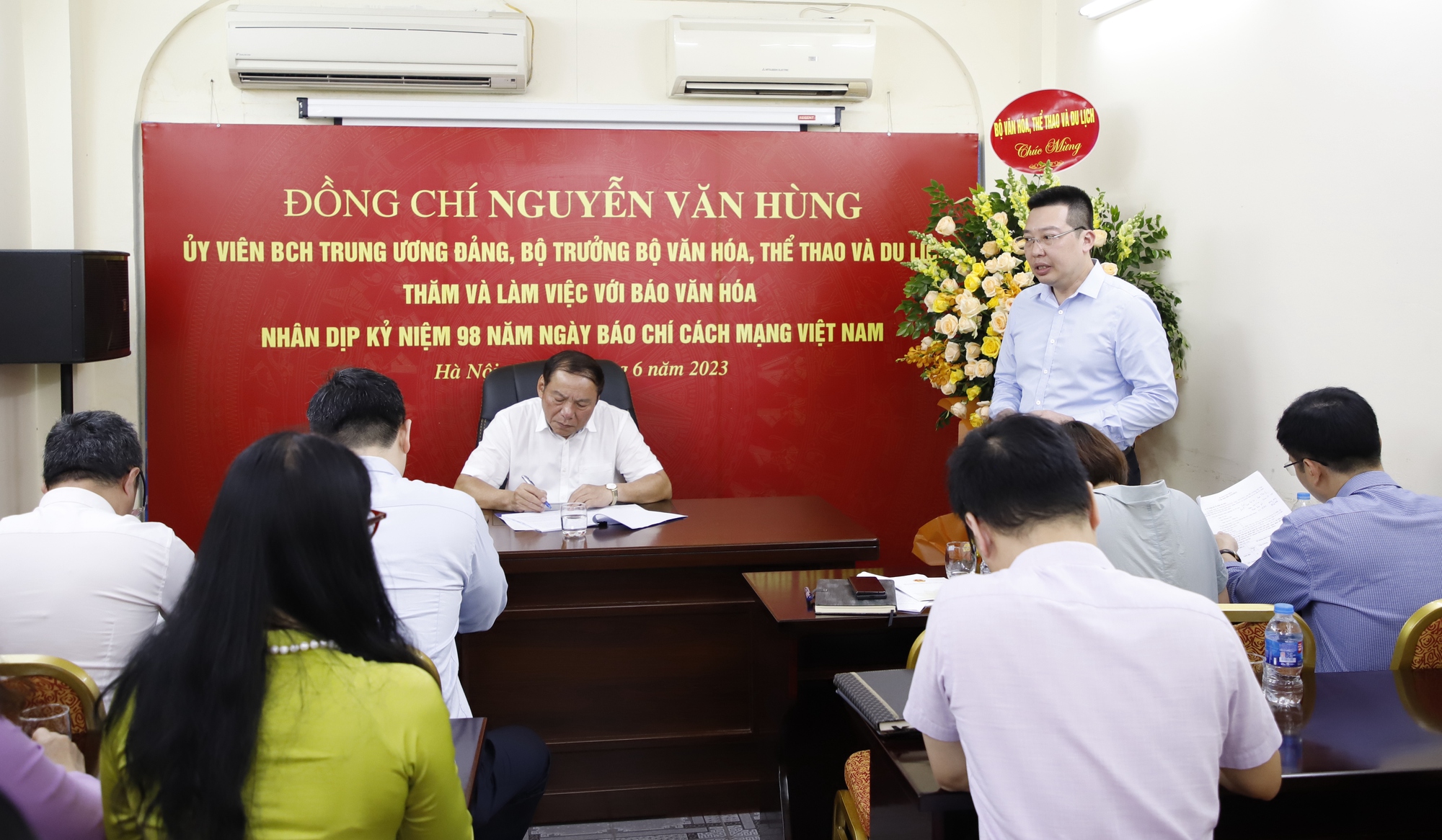 Bộ trưởng Nguyễn Văn Hùng: Báo chí phải đi trước, mở đường, tạo dư luận đồng thuận trong truyền thông chính sách - Ảnh 2.