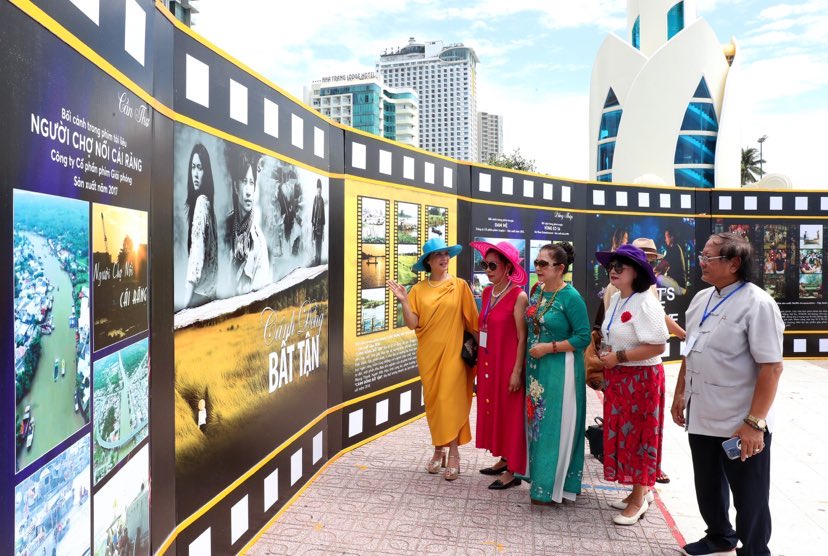 Triển lãm 400 hình ảnh là bối cảnh đẹp trong các bộ phim Việt Nam - Ảnh 3.