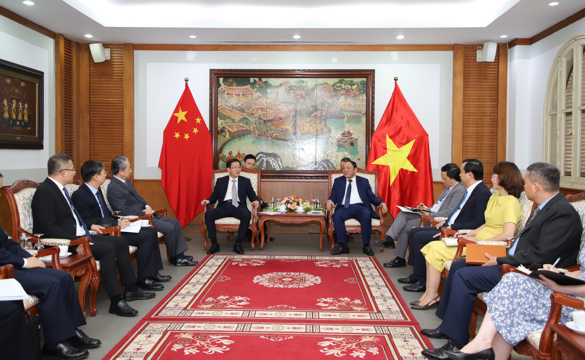 Việt Nam – Trung Quốc: Thúc đẩy mối quan hệ hợp tác chiến lược văn hoá, du lịch lên tầm cao mới - Ảnh 2.