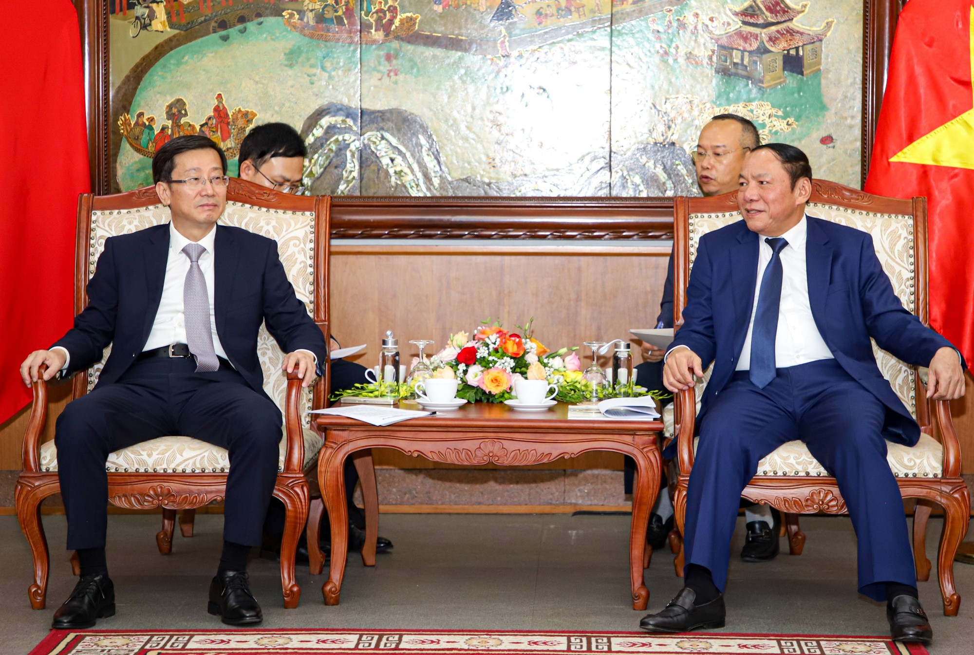Việt Nam – Trung Quốc: Thúc đẩy mối quan hệ hợp tác chiến lược văn hoá, du lịch lên tầm cao mới - Ảnh 1.