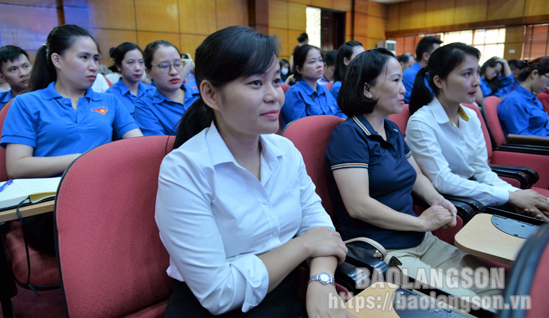 Gần 300 đại biểu được tập huấn về phát triển thương hiệu du lịch thành phố Lạng Sơn - Ảnh 4.