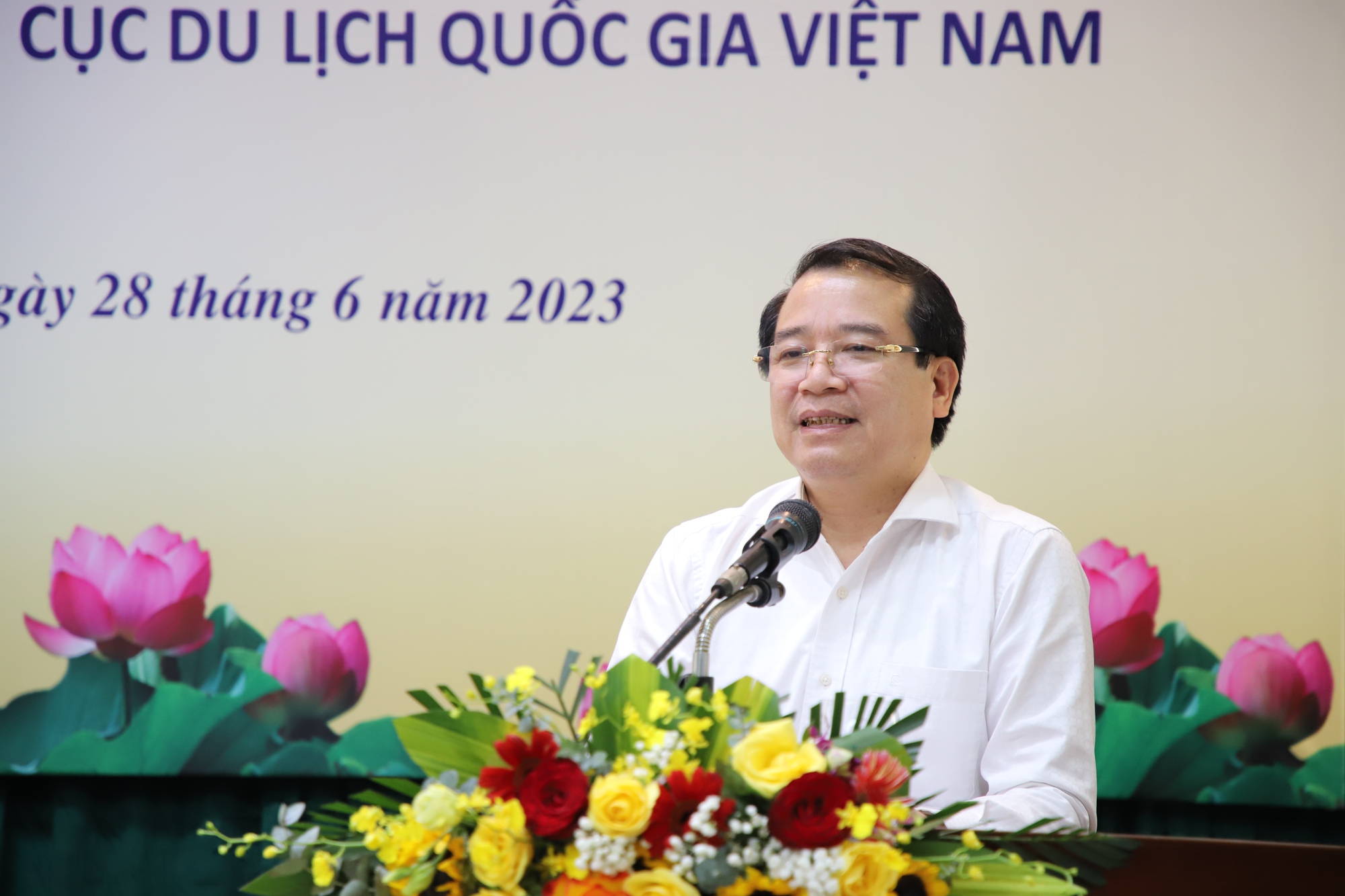 Bộ trưởng Nguyễn Văn Hùng: Ngành Du lịch phải có tư duy mới, cách tiếp cận mới - Ảnh 4.