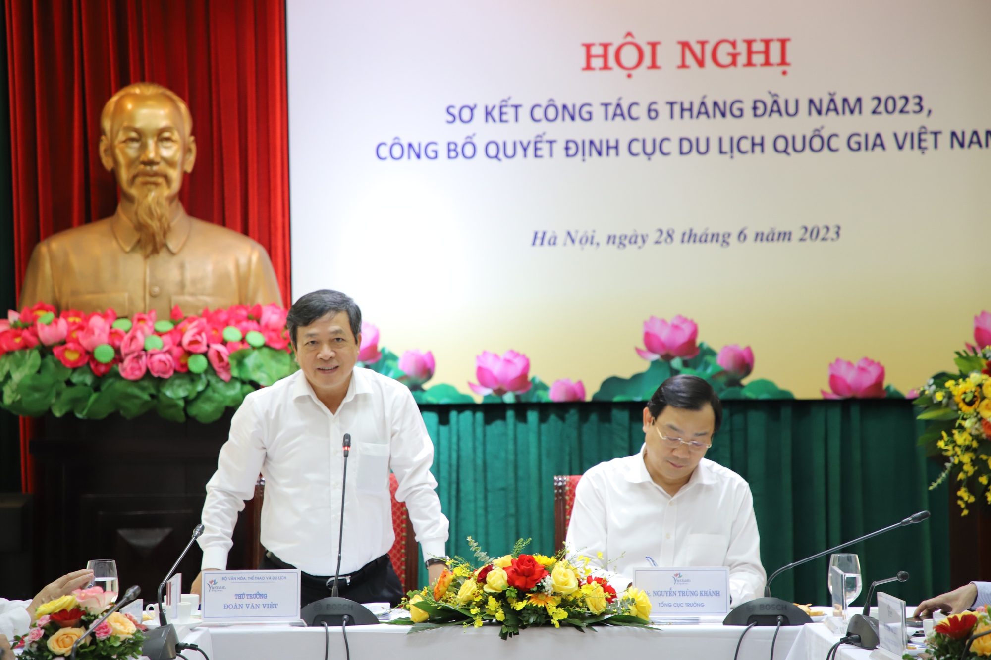 Bộ trưởng Nguyễn Văn Hùng: Ngành Du lịch phải có tư duy mới, cách tiếp cận mới - Ảnh 5.