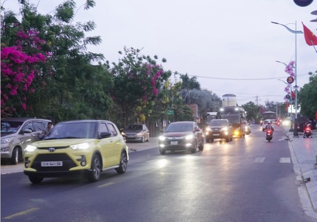 Bình Thuận: Chấn chỉnh hoạt động kinh doanh lữ hành và hướng dẫn du lịch - Ảnh 1.