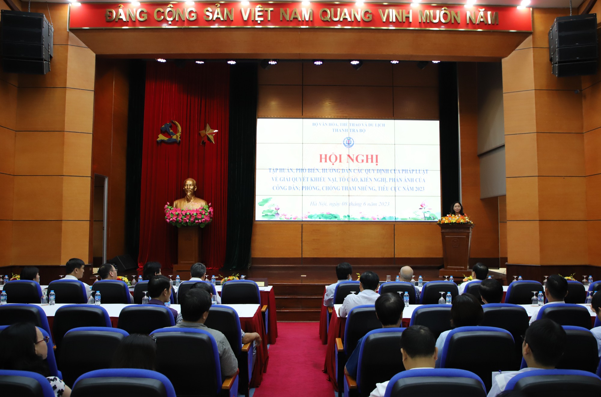 Thứ trưởng Trịnh Thị Thủy: Kiến nghị, phản ánh của công dân là một &quot;kênh&quot; để ngành VHTTDL nắm bắt tình hình thực tiễn - Ảnh 1.