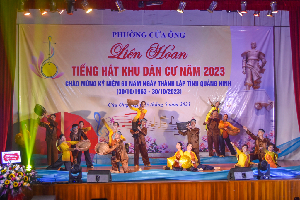 Quảng Ninh: Tạo động lực phát triển từ xây dựng đời sống văn hóa - Ảnh 1.
