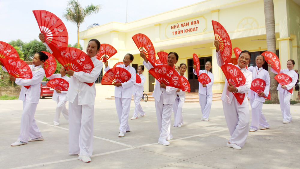 Bắc Giang: Khai thác hiệu quả công năng nhà văn hóa sau nâng cấp - Ảnh 1.