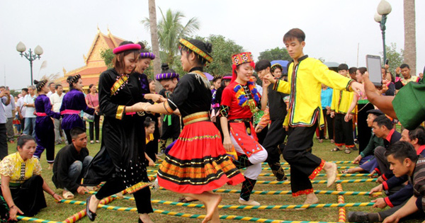 Làng Văn hoá - Du lịch các dân tộc Việt Nam phải tích cực, chủ động, sáng tạo, đổi mới, có nhiều sản phẩm du lịch hấp dẫn để thu hút du khách - Ảnh 2.