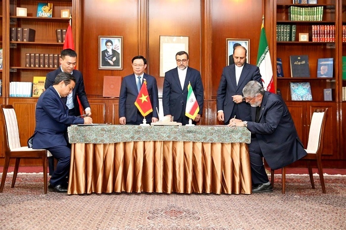 Việt Nam - Iran ký kết Bản ghi nhớ hợp tác trong lĩnh vực thể thao - Ảnh 1.
