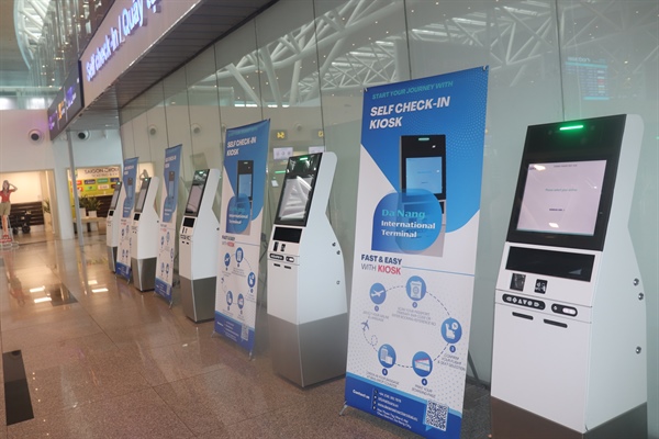 Đà Nẵng: Ra mắt hệ thống làm thủ tục tự động cho khách quốc tế - Ảnh 2.