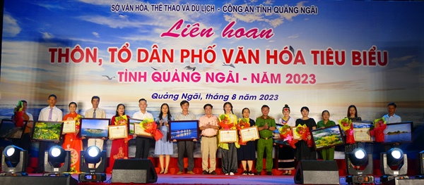 Liên hoan thôn, tổ dân phố văn hóa tiêu biểu tỉnh Quảng Ngãi - Ảnh 1.