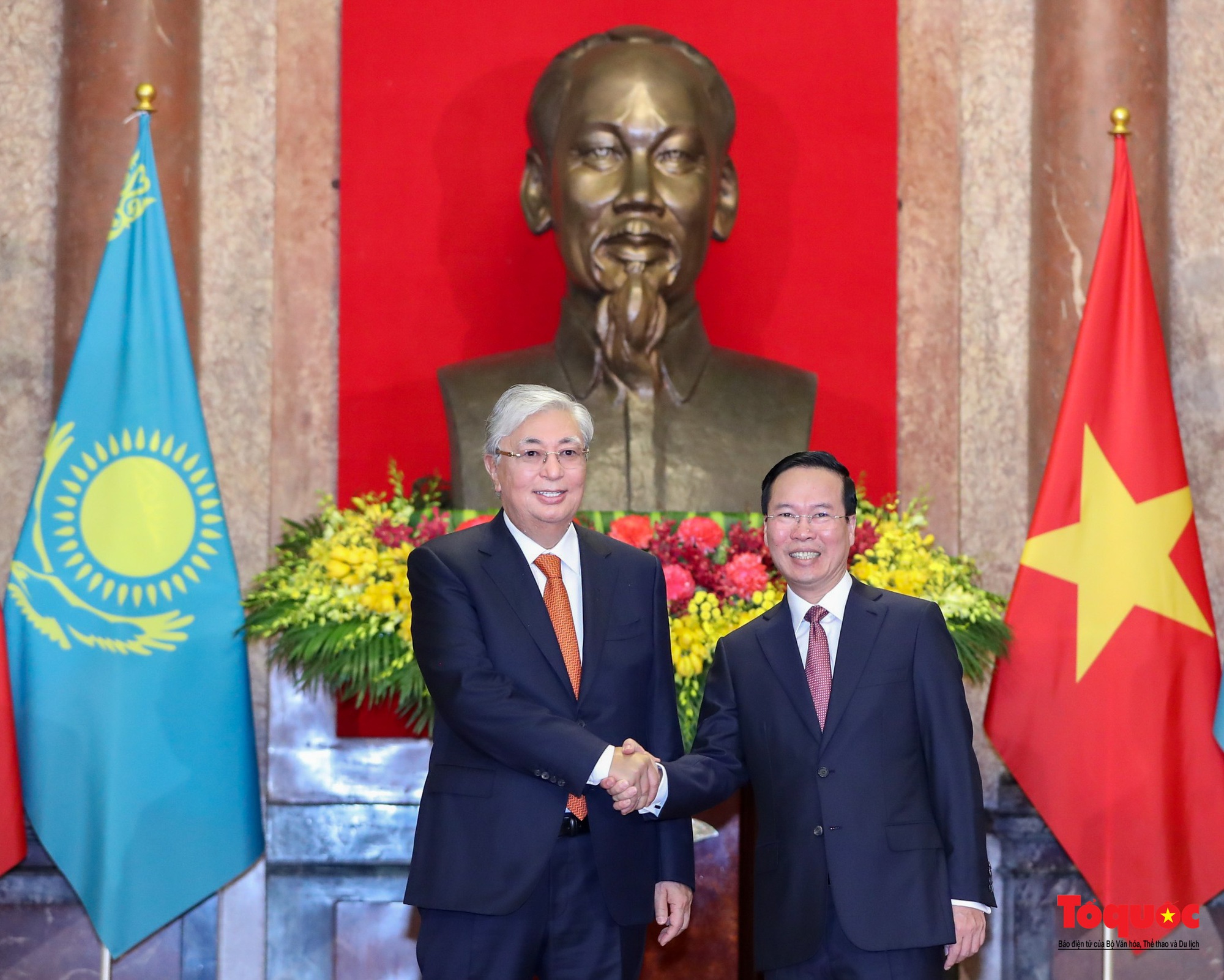 Chủ tịch nước chủ trì lễ đón Tổng thống Kazakhstan - Ảnh 9.