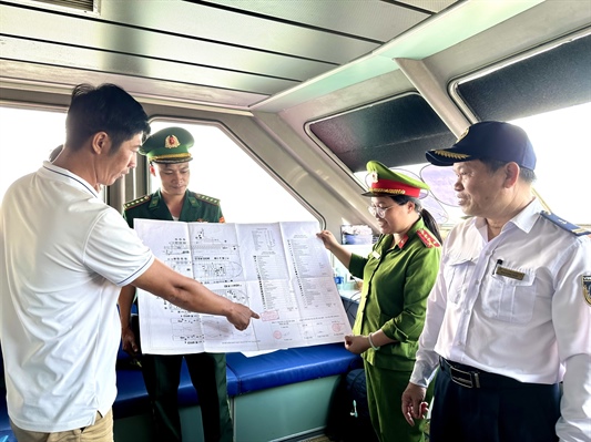 Quảng Ngãi: Nâng cao hiệu quả công tác PCCC tàu du lịch - Ảnh 2.