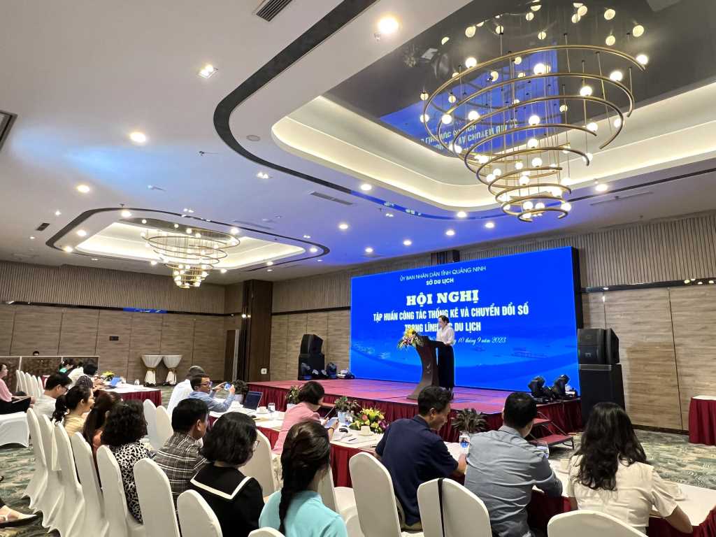 Quảng Ninh: Hội nghị tập huấn công tác Thống kê và Chuyển đổi số trong lĩnh vực du lịch - Ảnh 1.