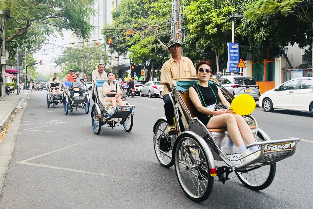 Khánh Hòa: Nỗ lực thu hút khách mùa thấp điểm - Ảnh 2.