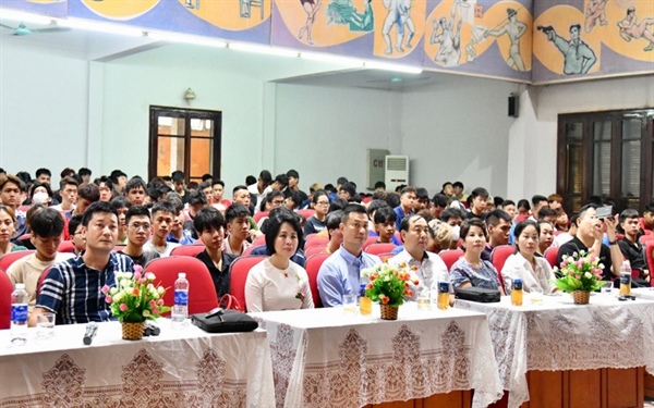 Trường Đại học TDTT Bắc Ninh tổ chức chương trình tư vấn, hướng nghiệp cho sinh viên năm 2023 - Ảnh 2.