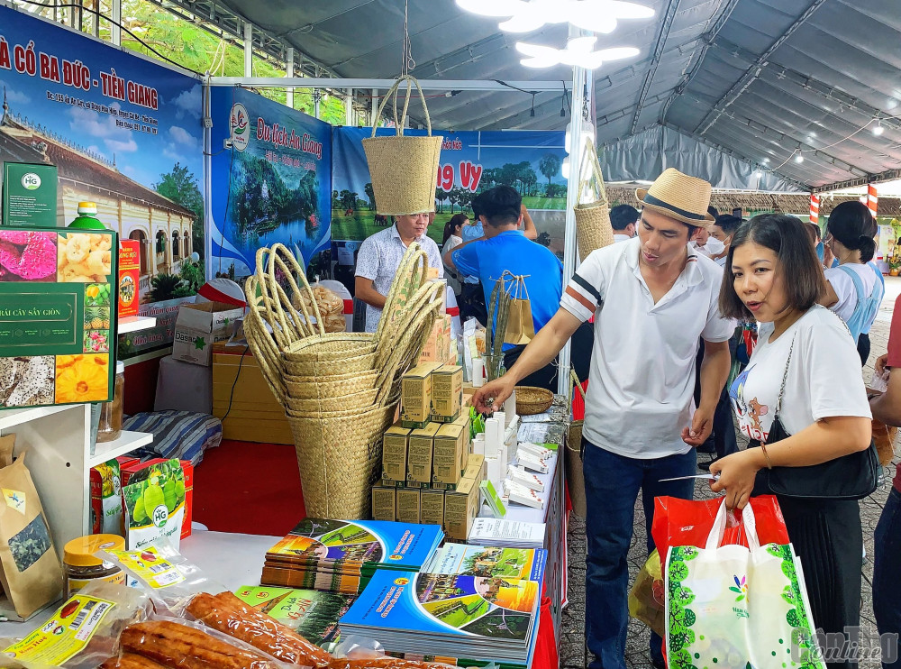 Ngày hội Du lịch sinh thái Phong Điền - Cần Thơ năm 2023 diễn ra từ ngày 25-9 - Ảnh 1.