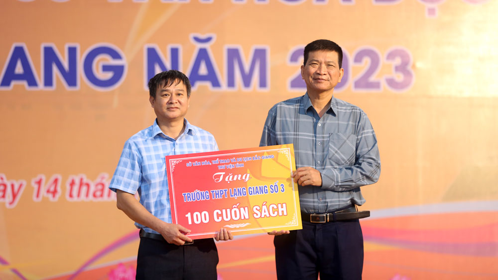 Bắc Giang: 47 tập thể và cá nhân đoạt giải Cuộc thi “Đại sứ văn hóa đọc” - Ảnh 3.